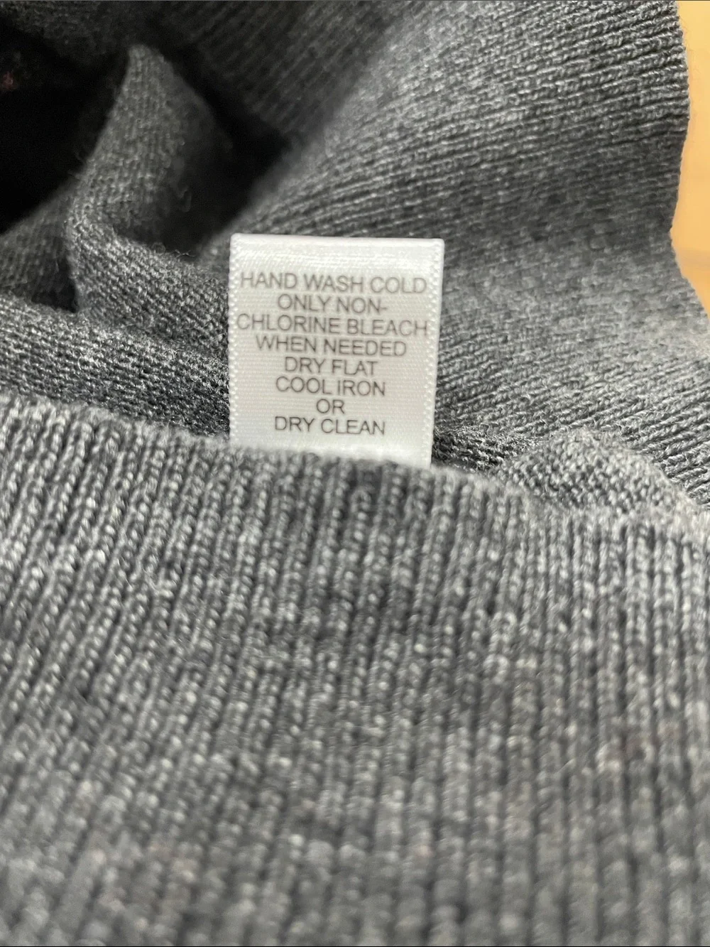 Banana Republic Men’s Crewneck Sweater Large Wool Cashmere Blend Italian Yarn